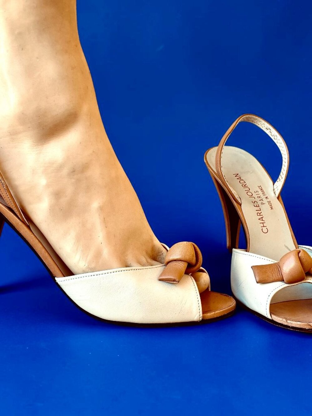 Charles Jourdan Paris Slingback Heels Ivory Tan Leather Knot Bow Vintage
